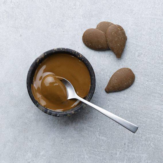 Compound glazura de ciocolata cu lapte EASYMELT ISM-O3508-01B (sac 10kg)